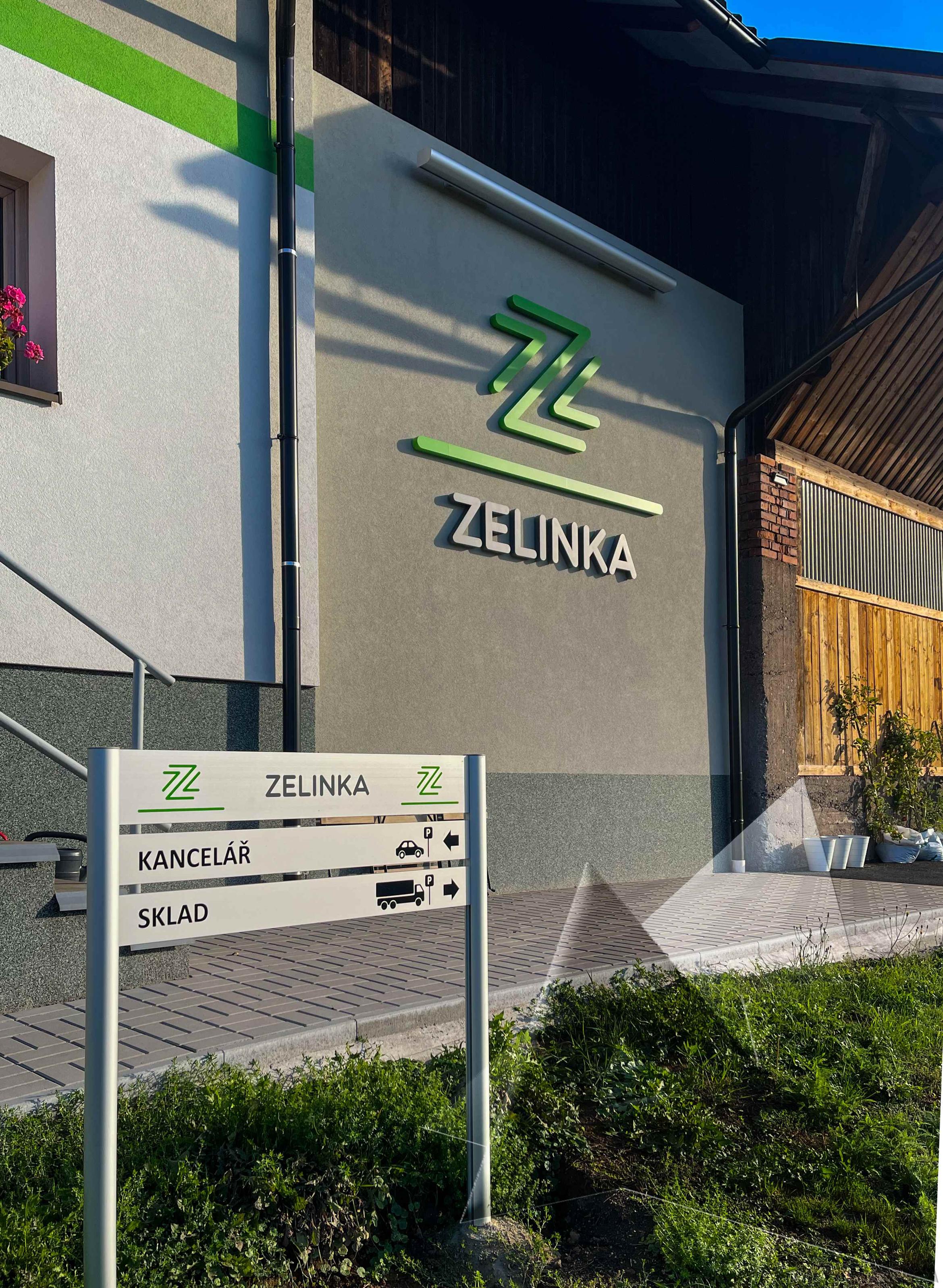 REALIZACE IOS PRO FIRMU ZELINKA